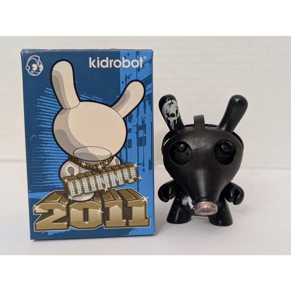 Kidrobot Dunny 2011 Series "Gas Mask" by DrilOne - 3" Vinyl Figure with Box